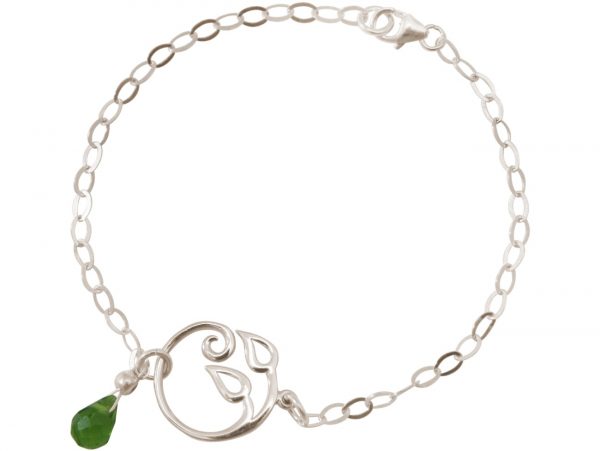 GEMSHINE Damenarmband aus 925 Silber mit YOGA Lotusblume und Peridot Tropfen. Edelstein hervorragender Qualität und Farbe. Made in Madrid / Spanien. Im eleganten Schmucketui mit Geschenkverpackung. – Bild 3